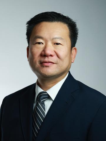 Headshot of Daniel Chen