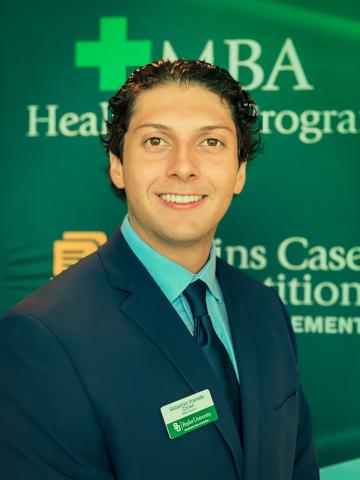 Headshot of Sebastian Granada Cohen