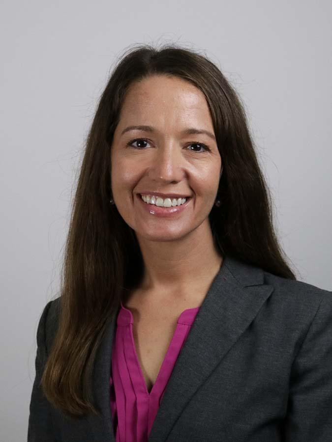 Headshot of Christina Iluzada