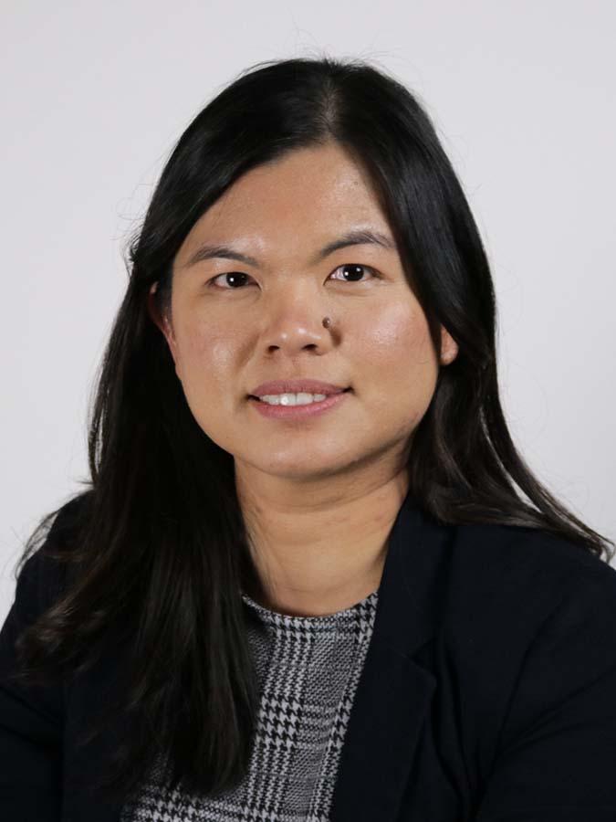 Headshot of Yulia Sullivan