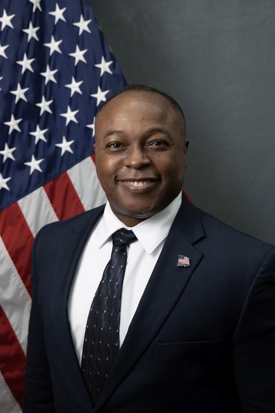 Carzell Middleton Headshot