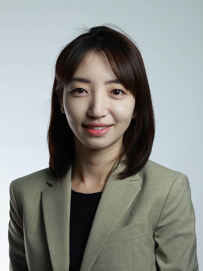Yuna Choe headshot
