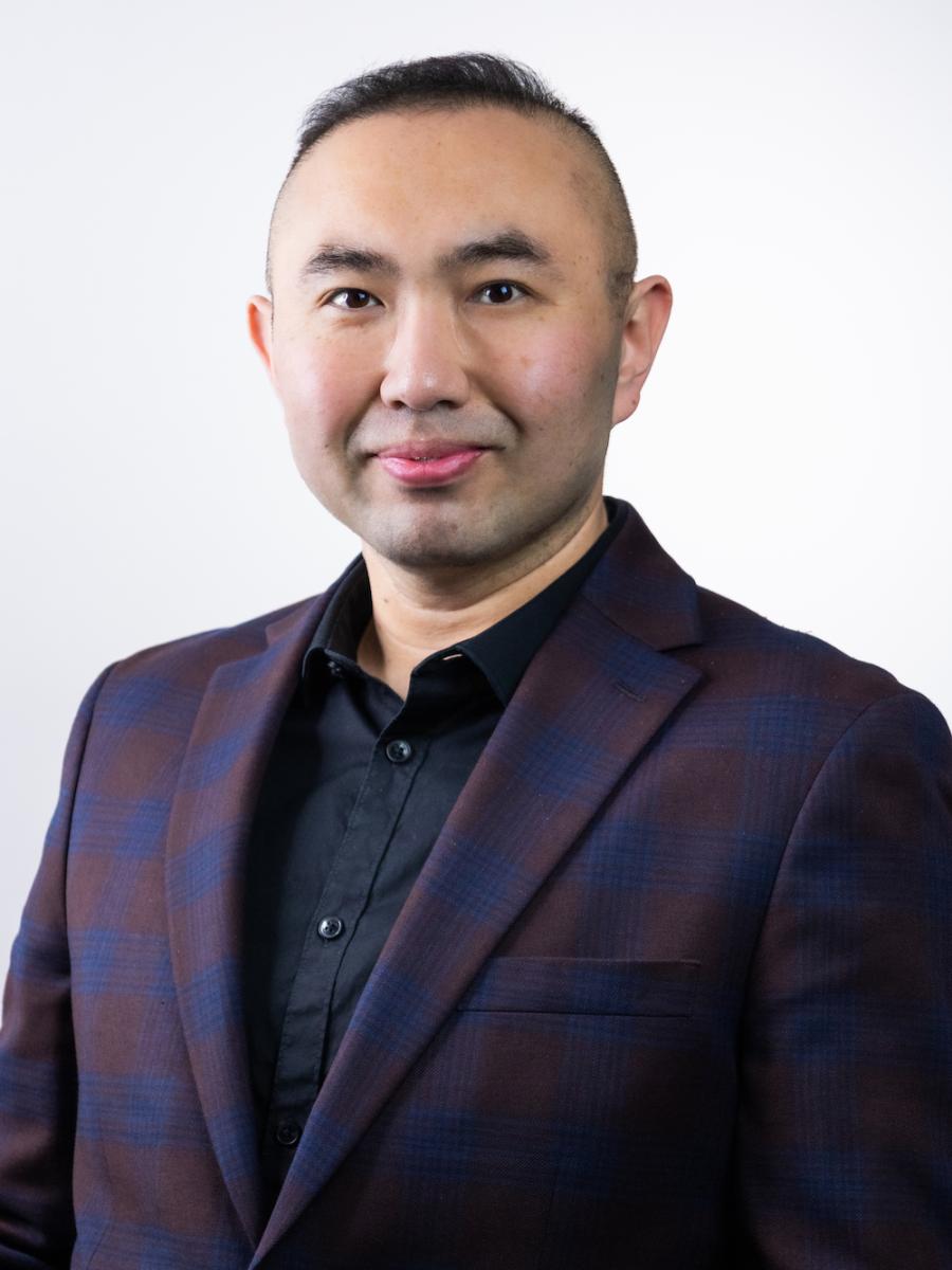 Dapeng Liu