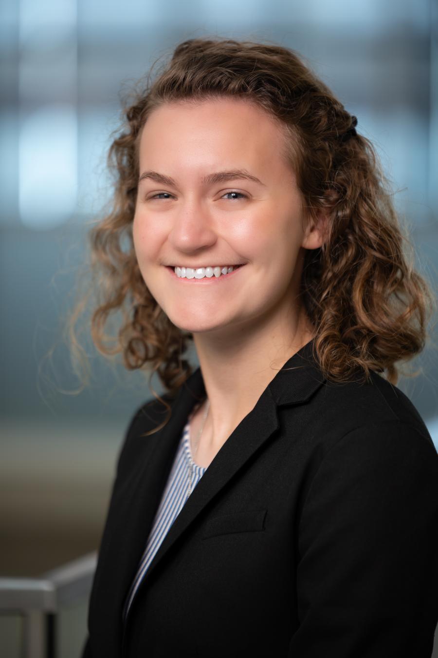 Grace Sincleair headshot