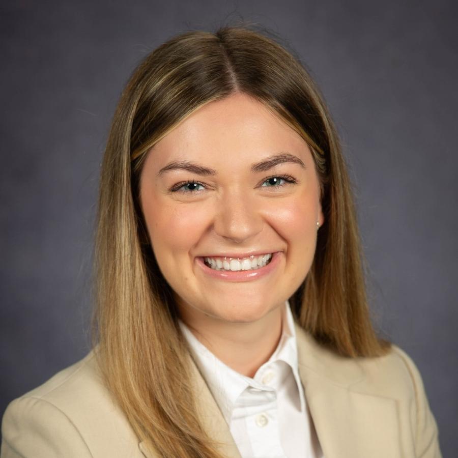 Erin Cyrier headshot