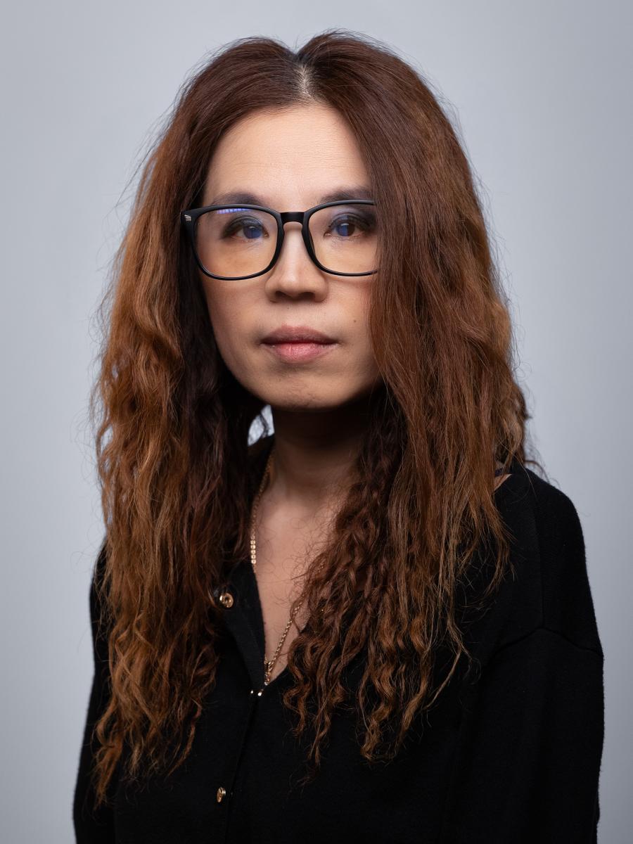 Sovhi Heaton headshot