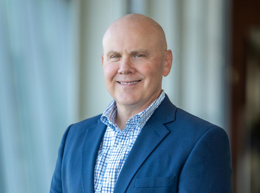 Headshot of Eric Hayes
